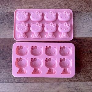 Hello Kitty • Candy / Chocolate / Resin • Silicone Mold